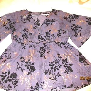 Torrid faux wrap foil top